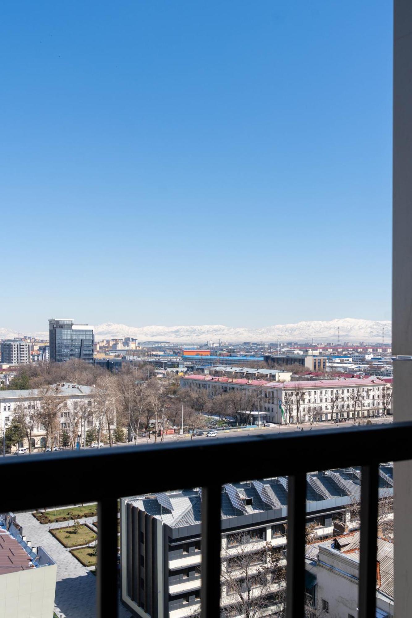 Oybek Nrg 48 I Stylish & Modern Apartment Tashkent Bagian luar foto